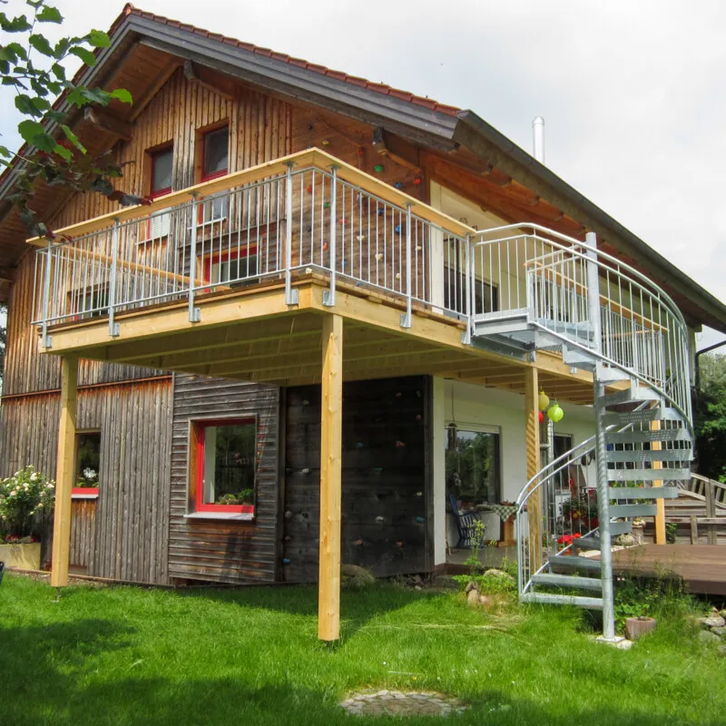 &Uuml;berdachung und Terrassen