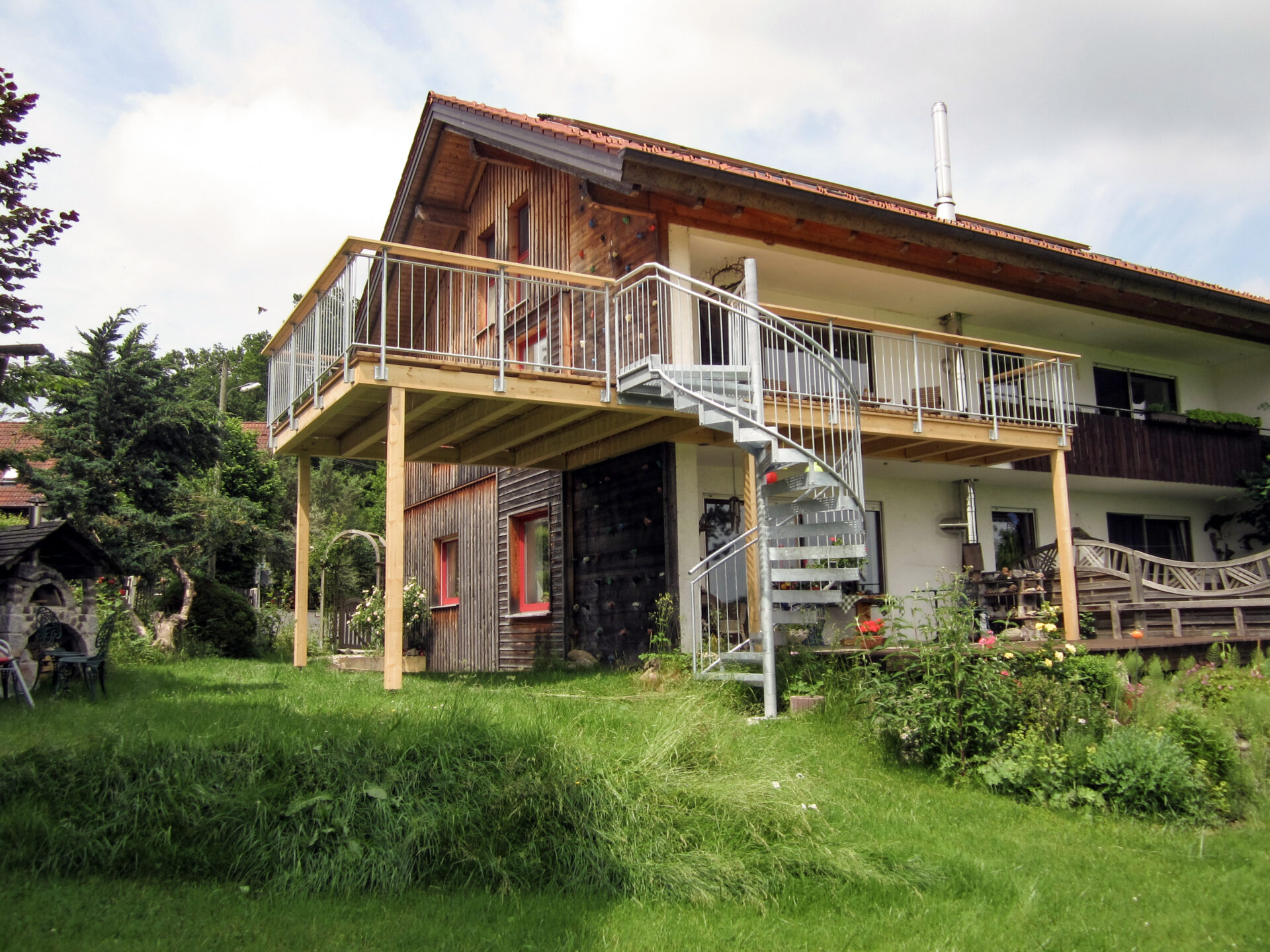 Anbaubalkon mit 2 Stützen