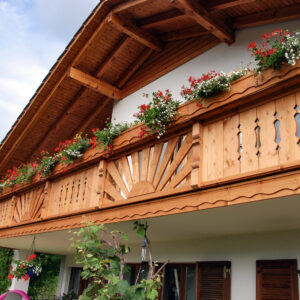 Holzbalkone